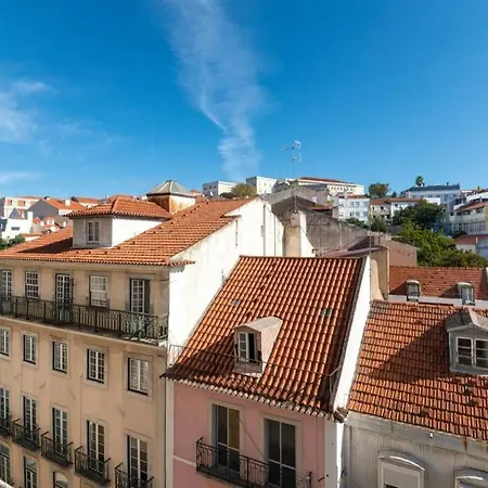 Lejlighed Av. Da Liberdade Comfortable With Balcony