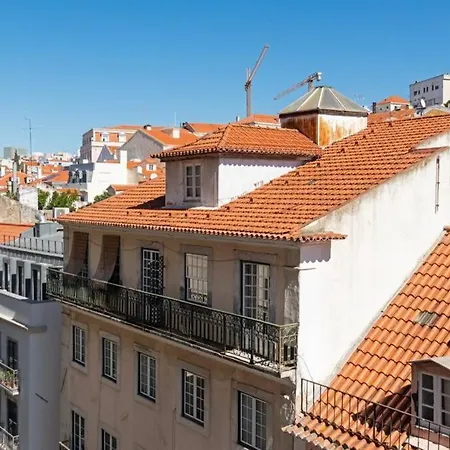 Апартаменти Av. Da Liberdade Comfortable With Balcony