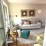 Apartman Av. Da Liberdade Comfortable With Balcony *