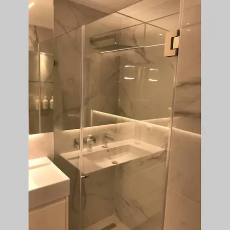 Appartement Av. Da Liberdade Comfortable With Balcony